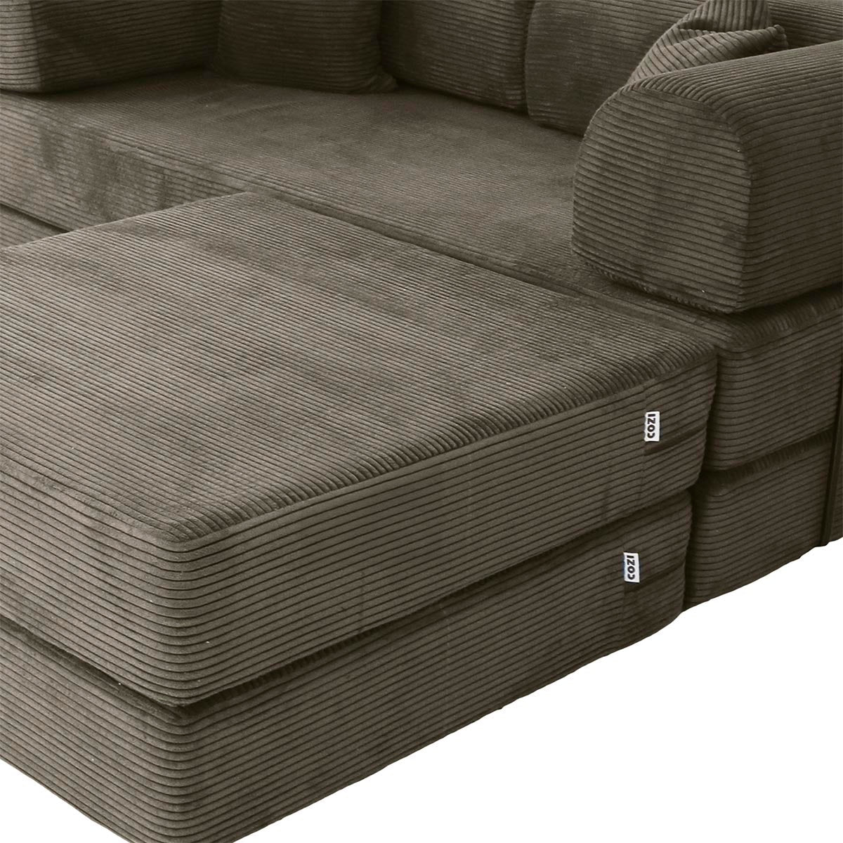 Ozzo Kubbo | Otomano - Cozi